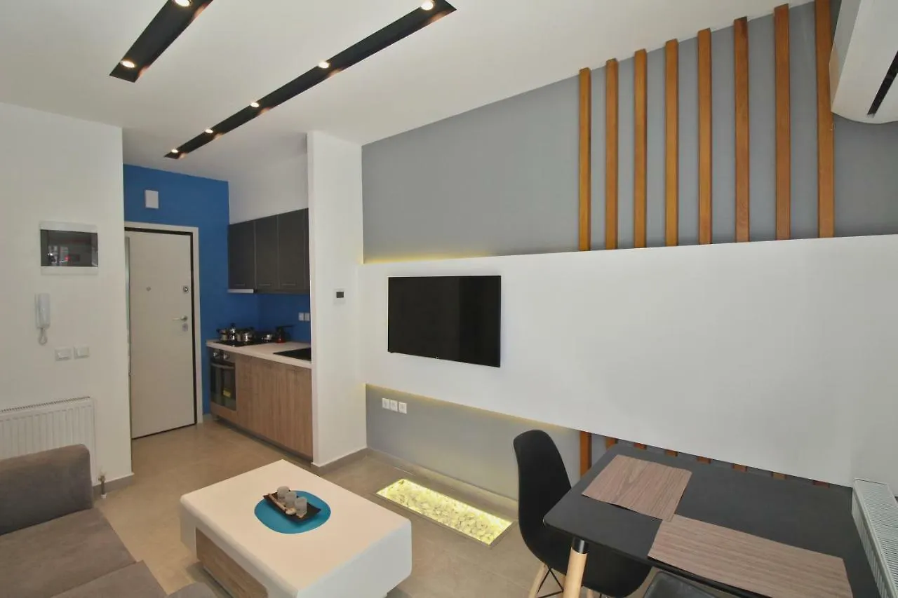 Blue Suite Group Mesitiki Thessaloniki Apartment